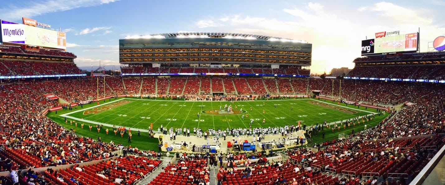 A stadium full of people Description automatically generated